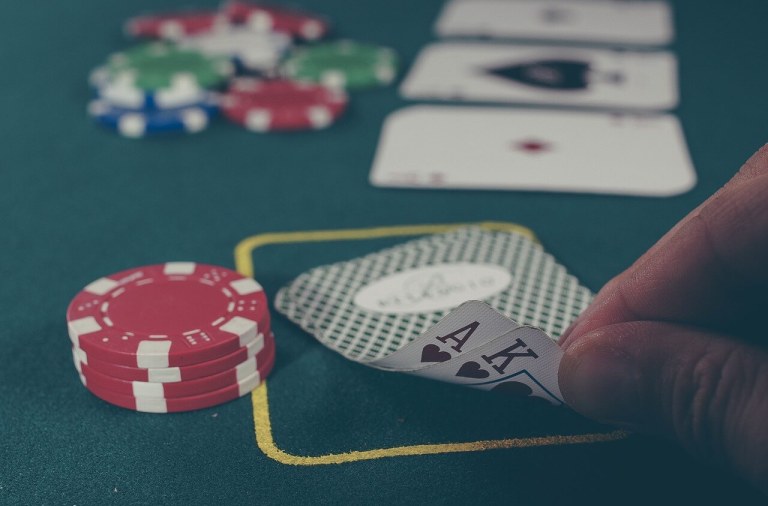 Online Gambling Game